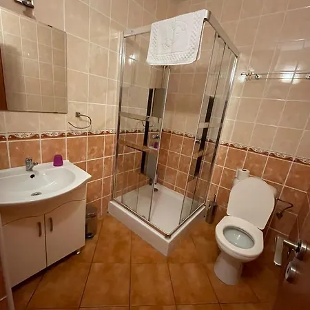 Πανσιόν One 3*