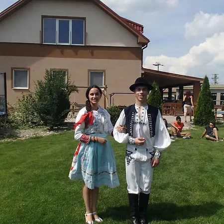 One Πανσιόν 3*